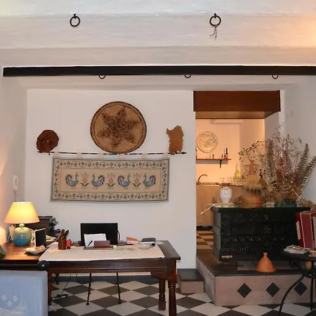 Guest house Su Ghindalu Guesthouse