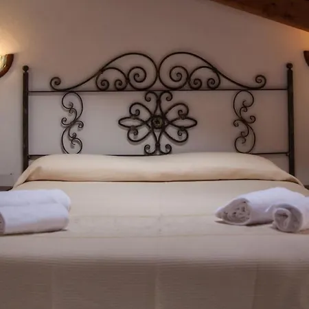 Su Ghindalu Villanova Monteleone