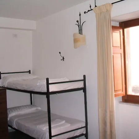 Su Ghindalu Guesthouse 3* Villanova Monteleone