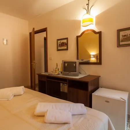 Su Ghindalu Guesthouse 3* Villanova Monteleone