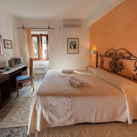 Su Ghindalu Pensjonat