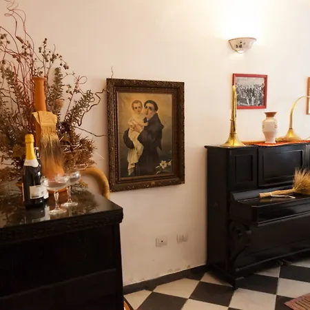 Pensjonat Su Ghindalu Villanova Monteleone